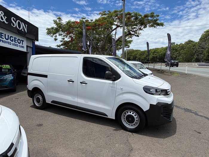 2025 Peugeot Expert Pro SWB