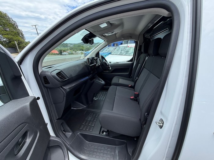 2025 Peugeot Expert Pro SWB