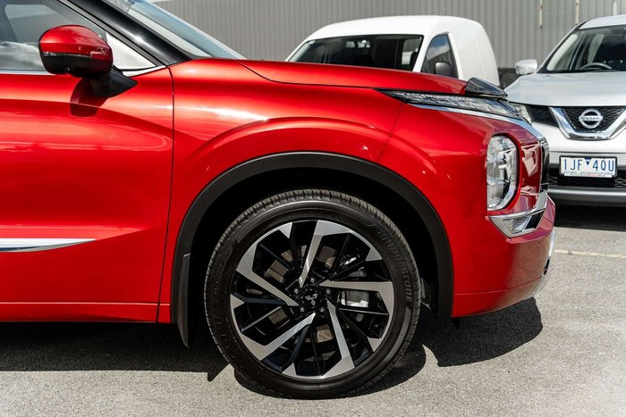 2024 Mitsubishi Outlander Exceed