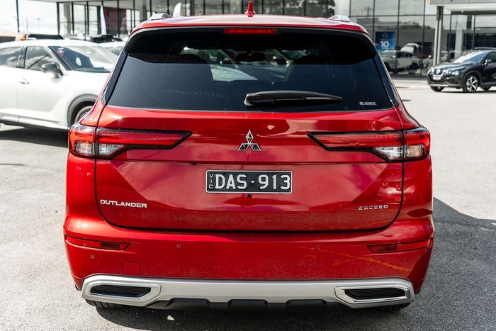 2024 Mitsubishi Outlander Exceed