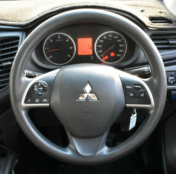 2016 Mitsubishi Triton GLX