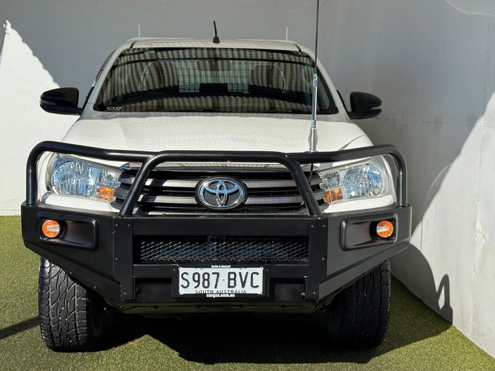 2018 Toyota Hilux SR