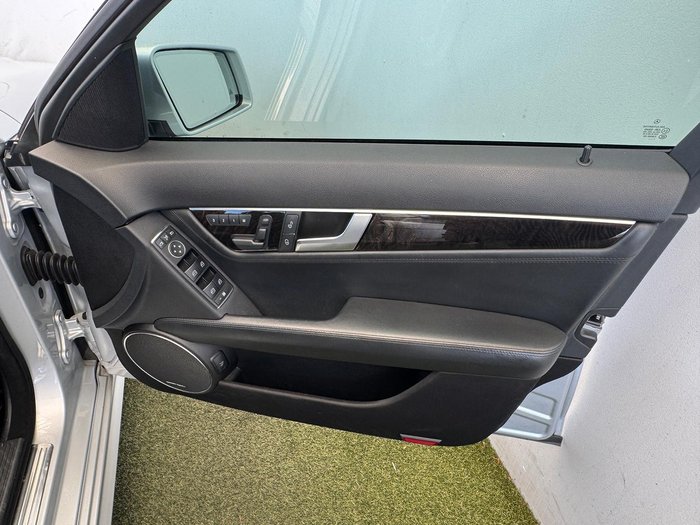 2011 Mercedes-Benz C-Class C63 AMG Performance Package Plus