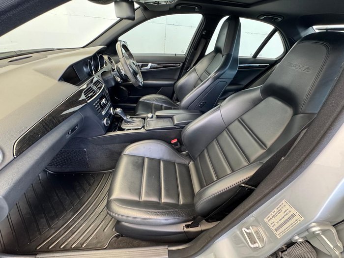 2011 Mercedes-Benz C-Class C63 AMG Performance Package Plus