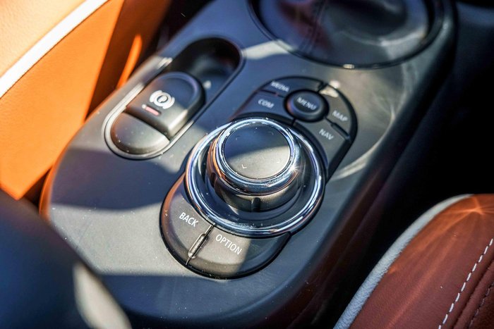 2023 MINI Hatch John Cooper Works Classic