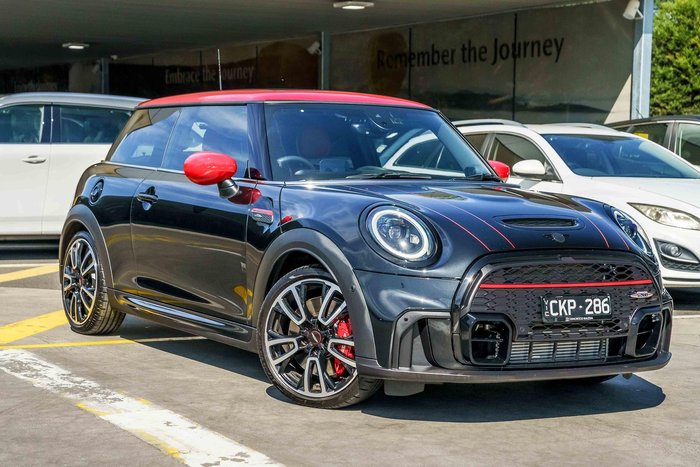 2023 MINI Hatch John Cooper Works Classic