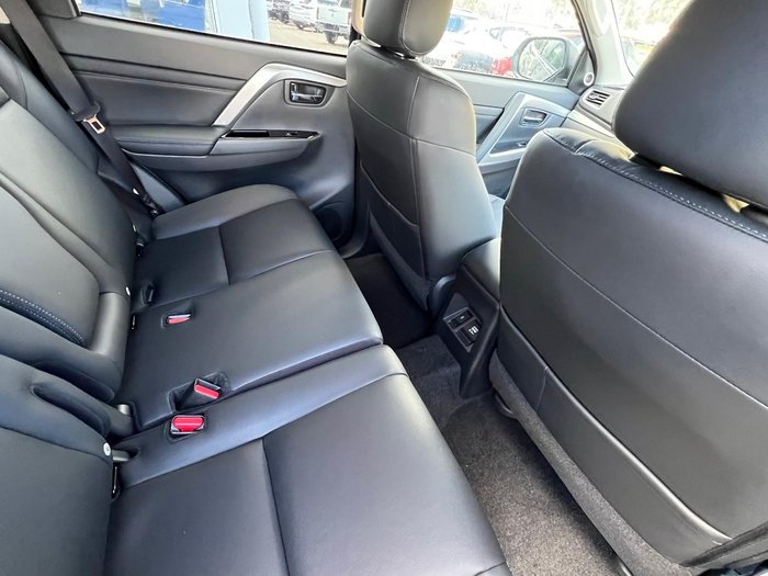 2024 Mitsubishi Pajero Sport Exceed
