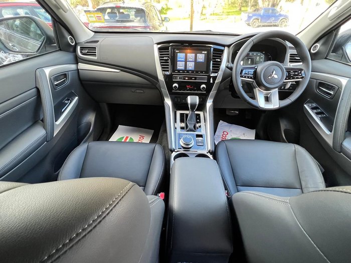 2024 Mitsubishi Pajero Sport Exceed