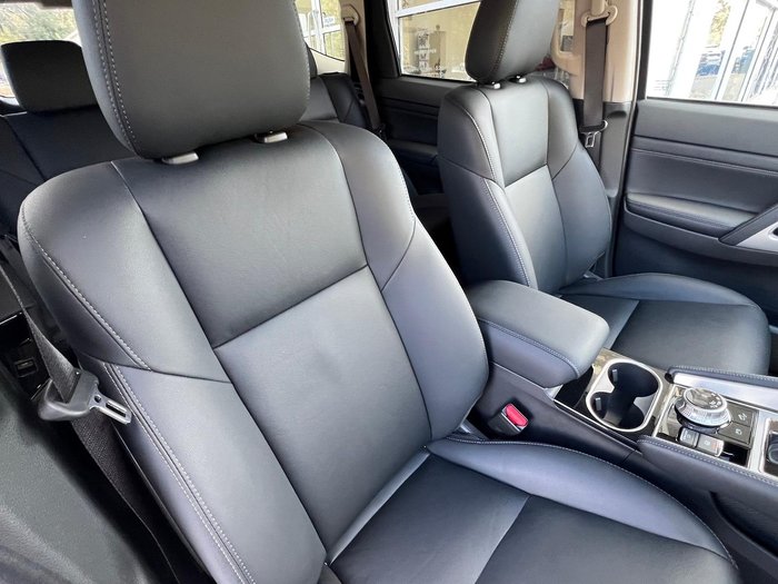 2024 Mitsubishi Pajero Sport Exceed