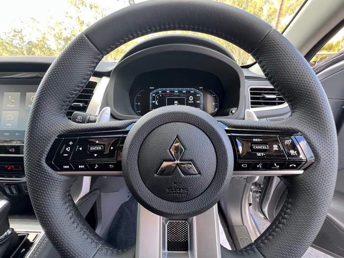 2024 Mitsubishi Pajero Sport Exceed