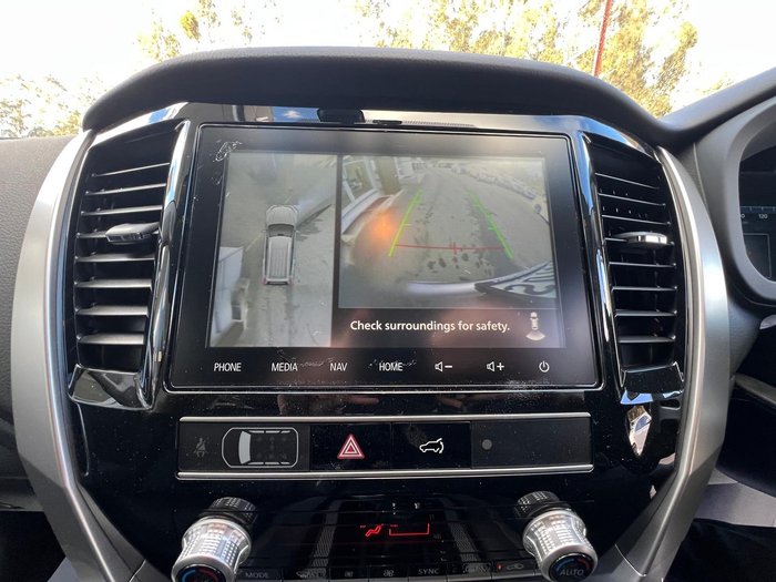 2024 Mitsubishi Pajero Sport Exceed