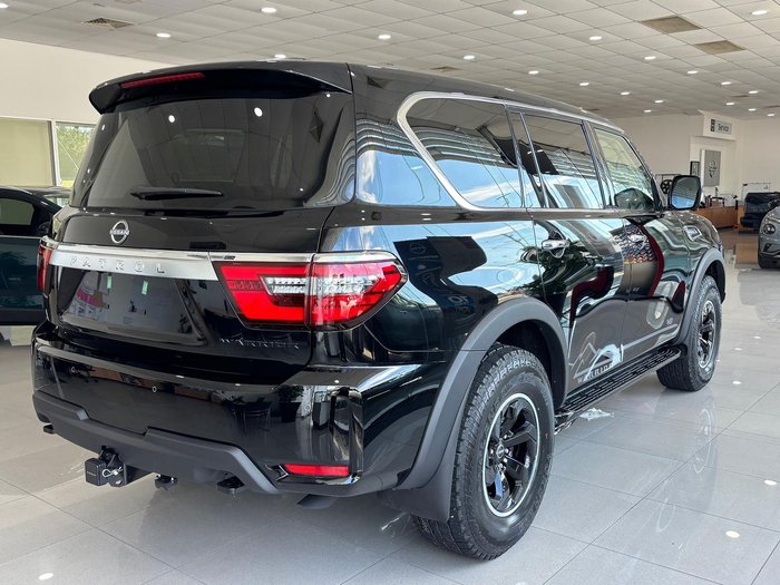 2026 Nissan Patrol Warrior Y62 MY26 4X4 Dual Range Black Obsidian