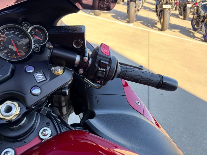 2020 Suzuki GSX1300RA (HAYABUSA) Red