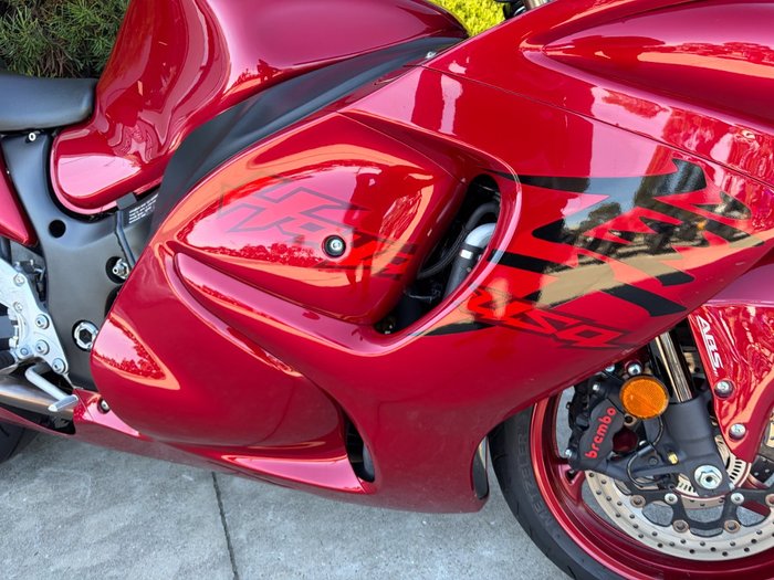 2020 Suzuki GSX1300RA (HAYABUSA) Red