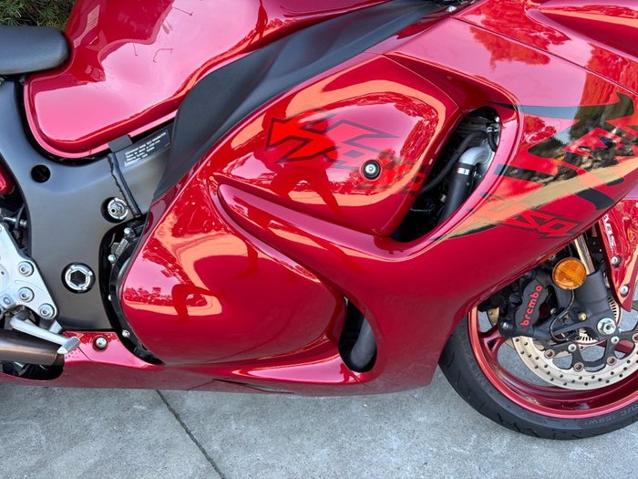 2020 Suzuki GSX1300RA (HAYABUSA) Red