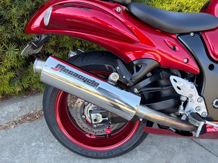 2020 Suzuki GSX1300RA (HAYABUSA) Red