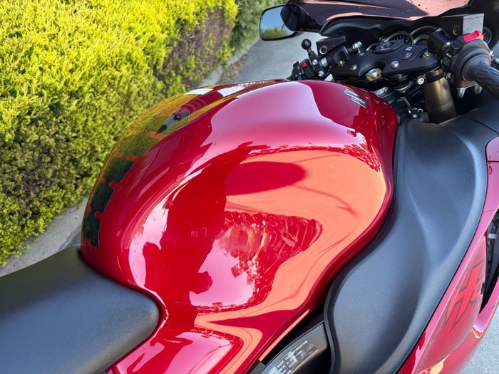 2020 Suzuki GSX1300RA (HAYABUSA) Red