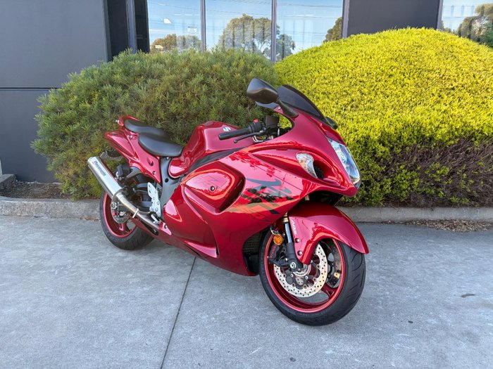 2020 Suzuki GSX1300RA (HAYABUSA) Red