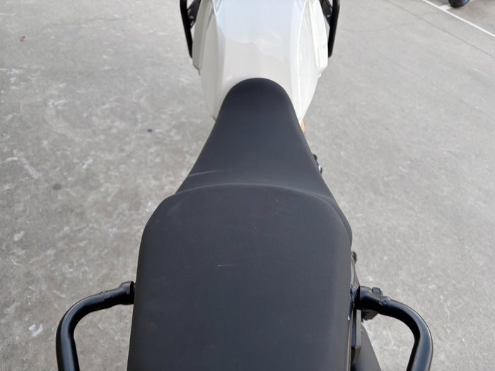 2022 Royal Enfield HIMALAYAN MID E5 Blue