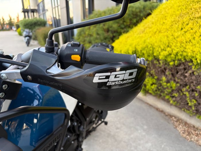 2022 Royal Enfield HIMALAYAN MID E5 Blue