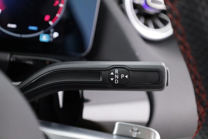 2024 Mercedes-Benz GLA-Class GLA250
