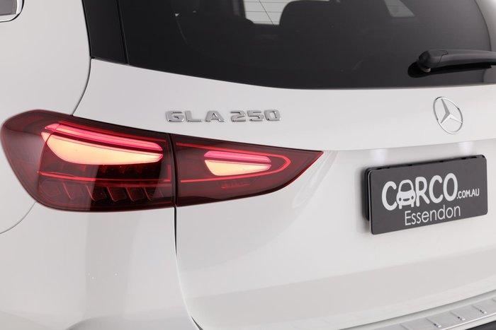 2024 Mercedes-Benz GLA-Class GLA250