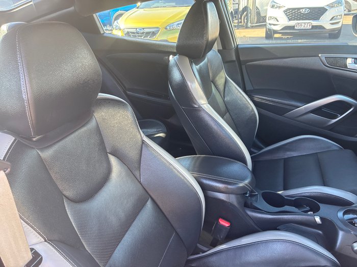 2015 Hyundai Veloster SR Turbo