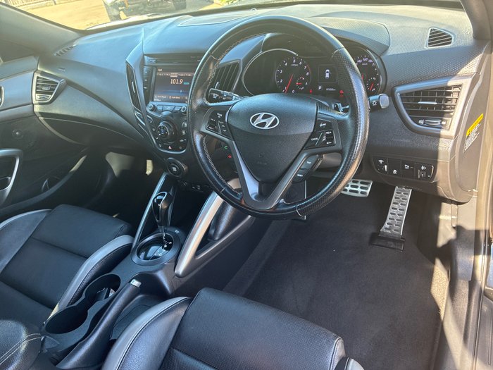 2015 Hyundai Veloster SR Turbo