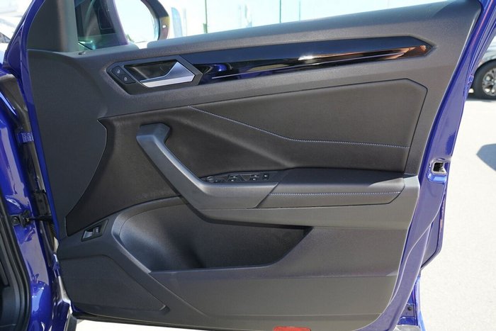 2023 Volkswagen T-Roc R