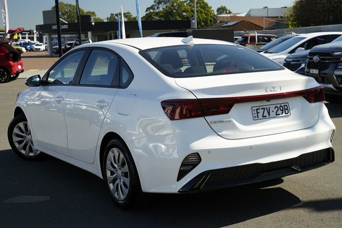 2024 Kia Cerato S