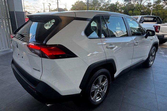 2024 Toyota RAV4 GX