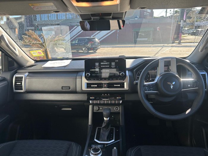 2025 Mitsubishi Triton GLS