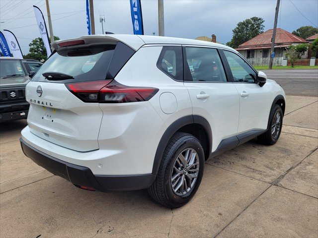 2026 Nissan X-TRAIL ST