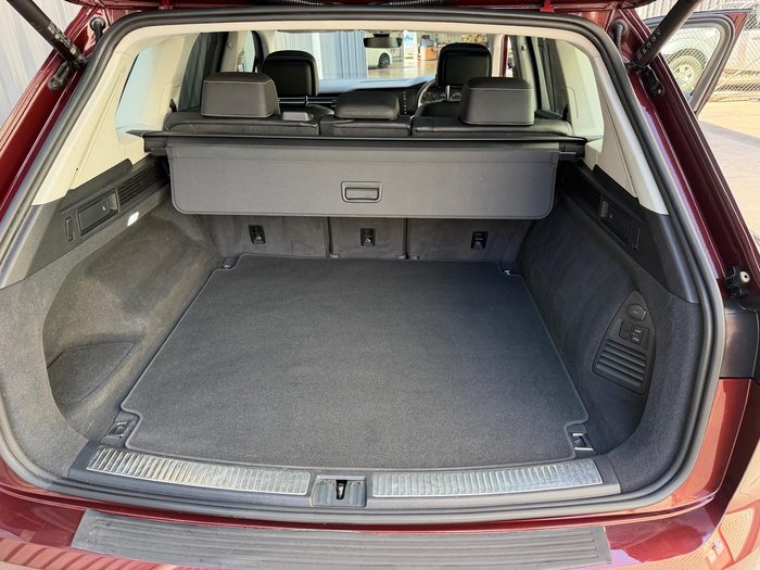 2022 Volkswagen Touareg 210TDI Elegance CR MY22 Four Wheel Drive Malbec Red