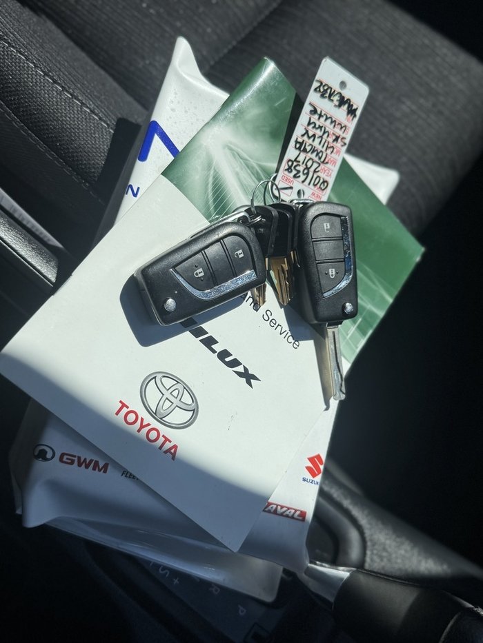 2017 Toyota Hilux SR