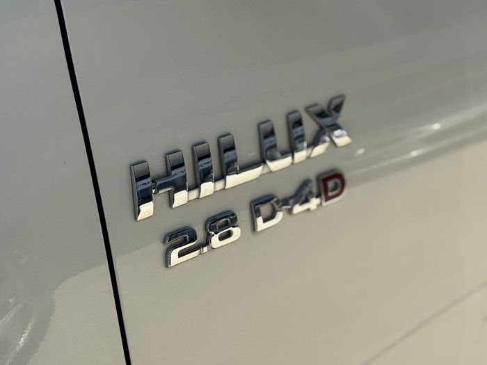 2017 Toyota Hilux SR