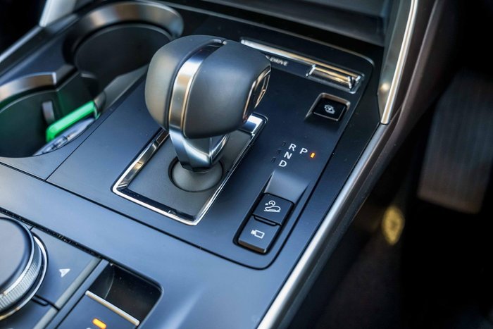 2025 Mazda CX-60 P50e Pure