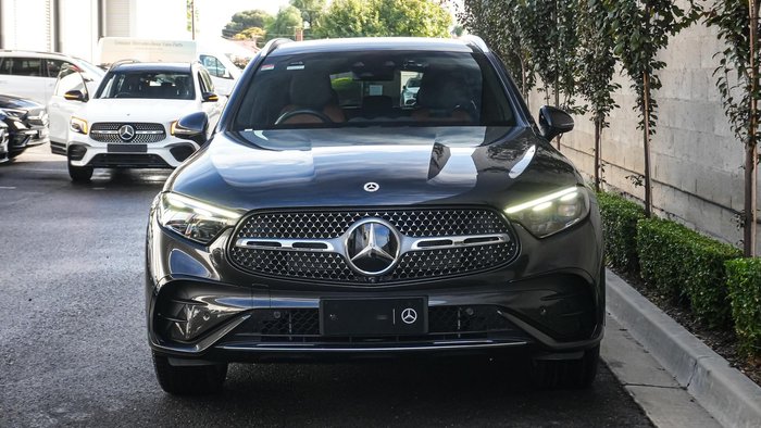 2023 Mercedes-Benz GLC-Class GLC300