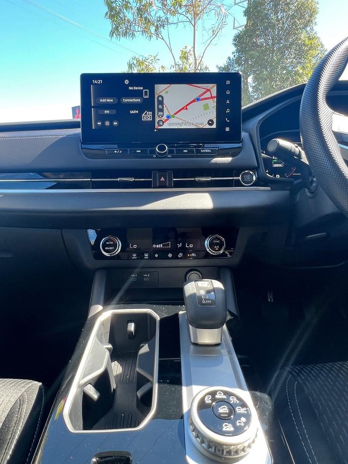 2025 Mitsubishi Outlander ES