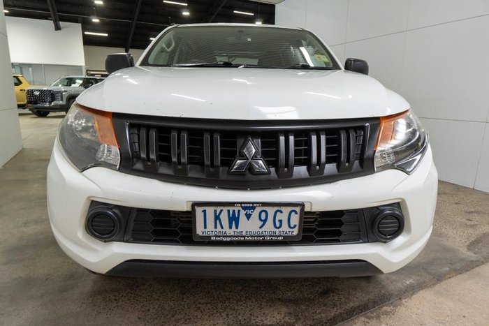 2017 Mitsubishi Triton GLX