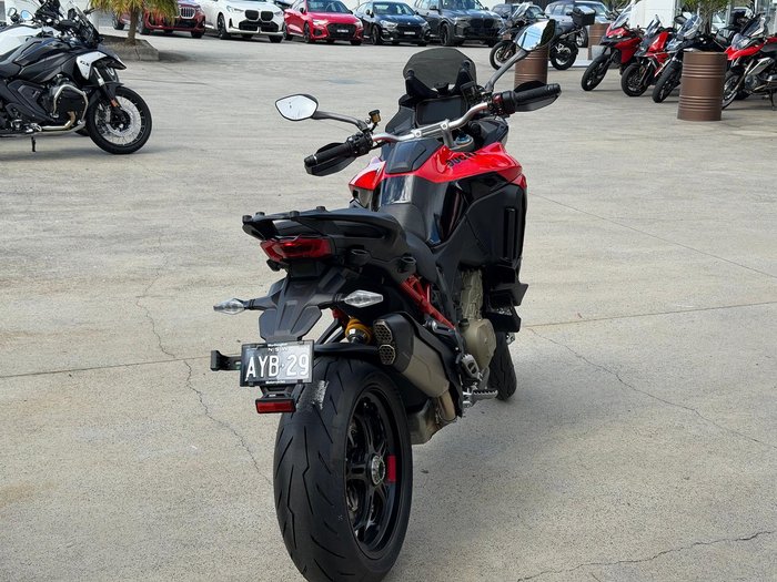 2025 Ducati Multistrada V4 Pikes Peak