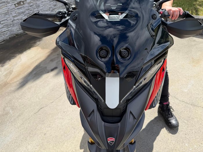 2025 Ducati Multistrada V4 Pikes Peak