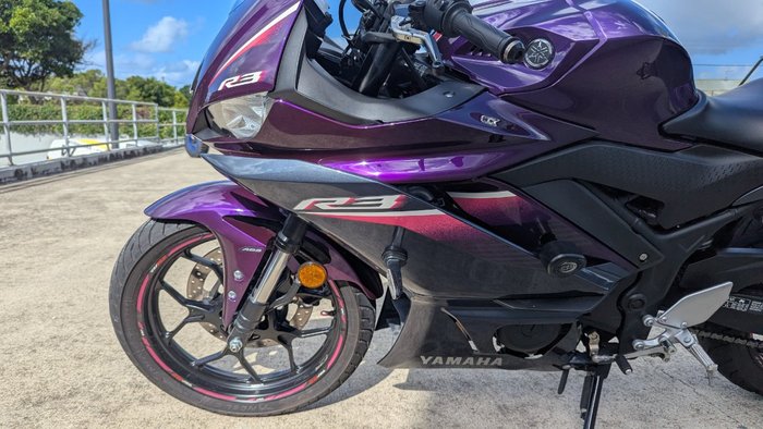 2023 Yamaha YZF-R3 Purple