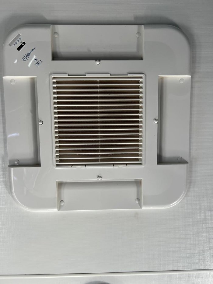 2015 Roma Elegance 21'