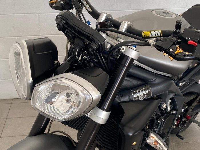 2009 Triumph Street Triple R Street Triple Grey