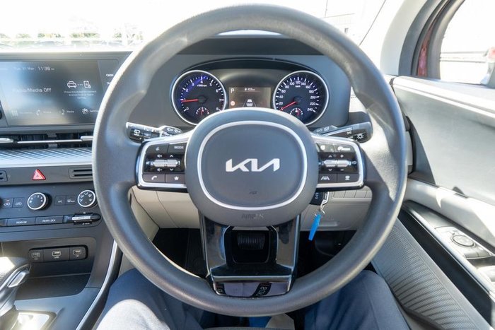 2023 Kia Carnival S