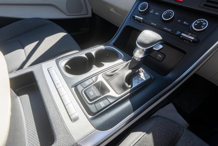 2023 Kia Carnival S