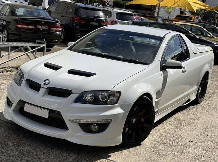 2009 Holden Special Vehicles Maloo R8 E Series MY09 Heron White