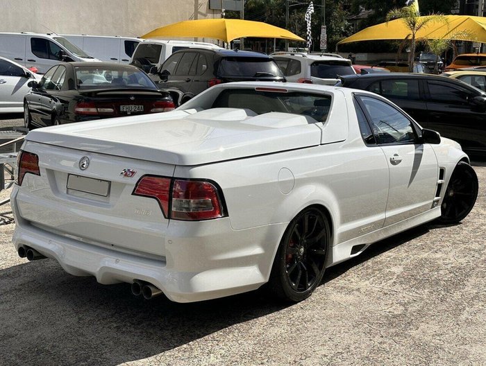 2009 Holden Special Vehicles Maloo R8 E Series MY09 Heron White