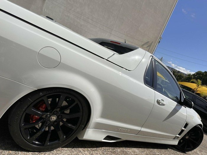 2009 Holden Special Vehicles Maloo R8 E Series MY09 Heron White